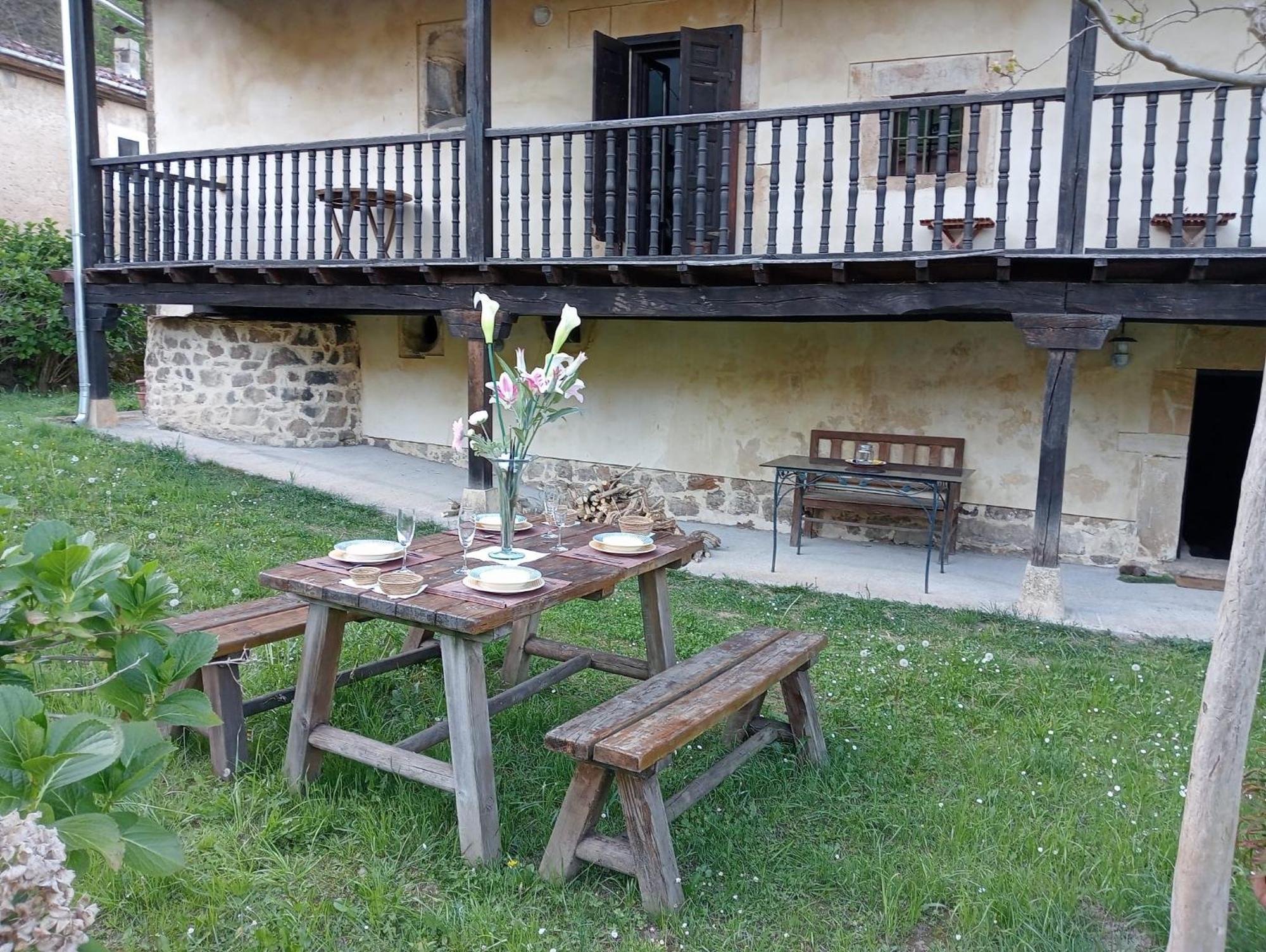Palacio Rural De Inguanzo De Cabrales Villa Bagian luar foto