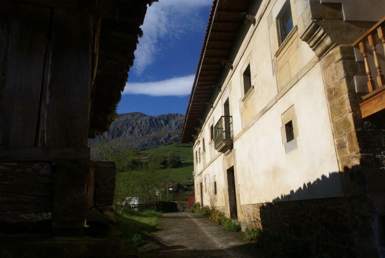 Palacio Rural De Inguanzo De Cabrales Villa Bagian luar foto
